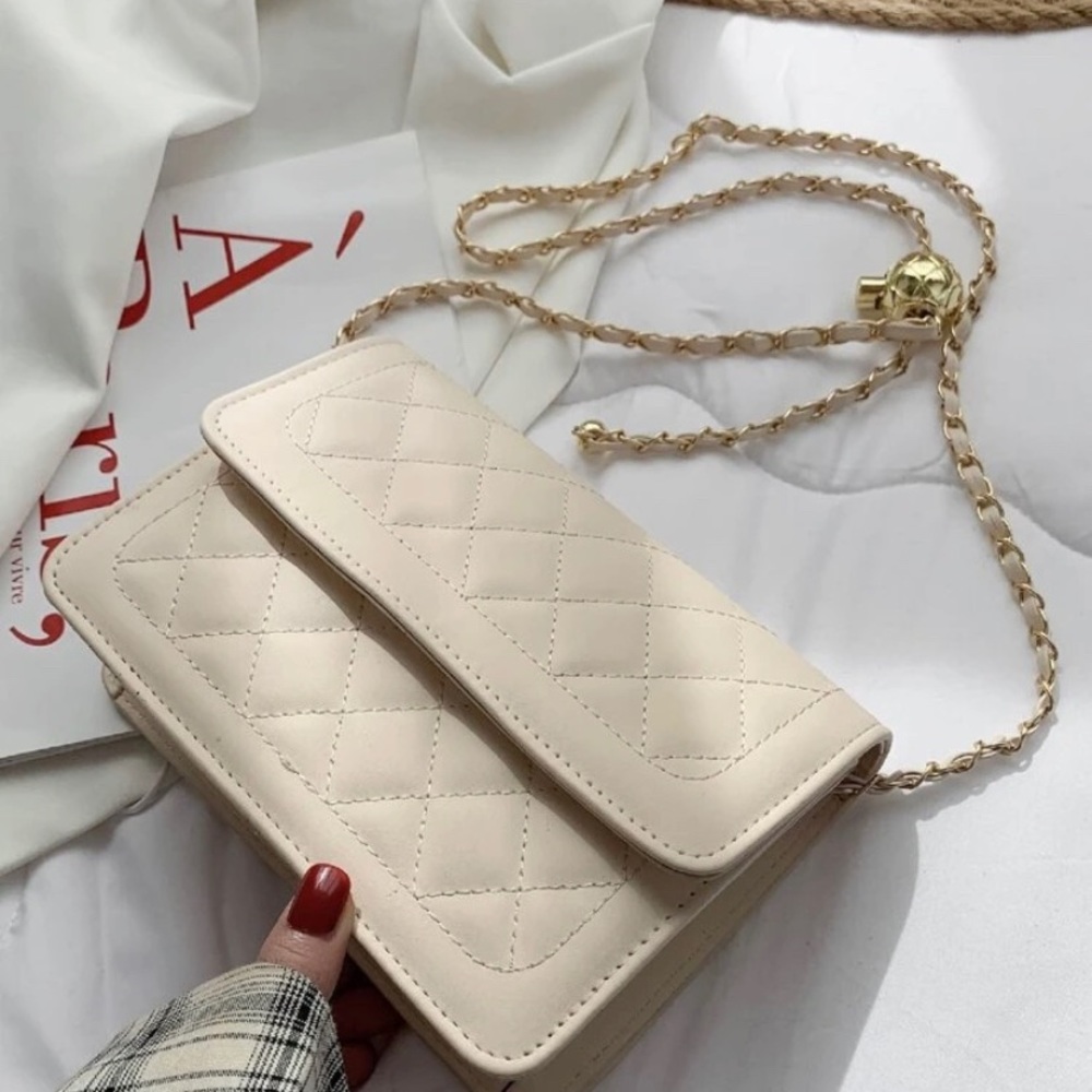 Quilted Flap Crossbody Bag